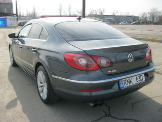 Volkswagen Passat CC foto 4