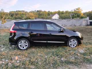 Renault Grand Scenic foto 8