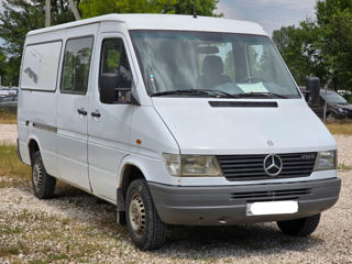 Mercedes Sprinter foto 2