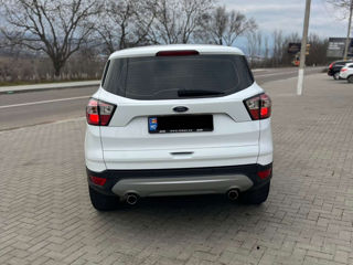 Ford Kuga foto 3