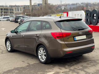 KIA Ceed foto 8