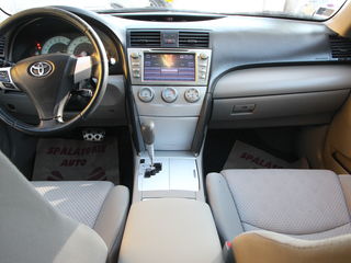 Toyota Camry foto 8