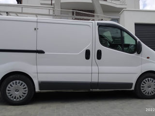 Opel VIVARO foto 2