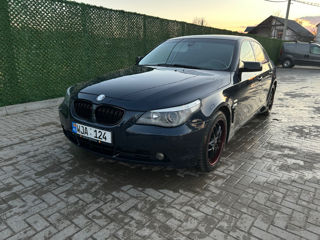 BMW 5 Series foto 3