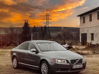 Volvo S80 foto 2