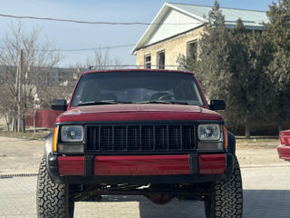 Jeep Cherokee foto 2