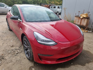 Tesla Model 3 Long Range dual motor foto 1