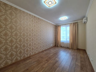 Apartament cu 3 camere, 95 m², Buiucani, Chișinău foto 11