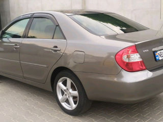 Toyota Camry foto 2