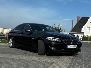 BMW 5 Series foto 1