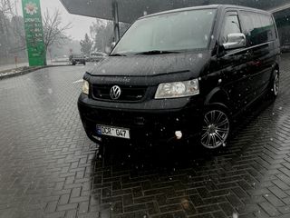 Volkswagen Caravelle foto 7