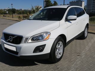 Volvo XC60 foto 1