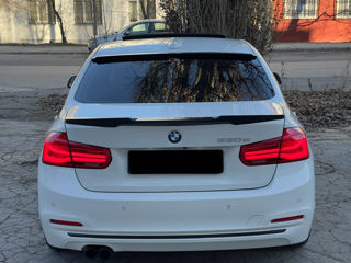 BMW 3 Series foto 5