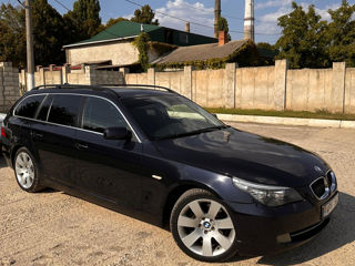 BMW 5 Series foto 3