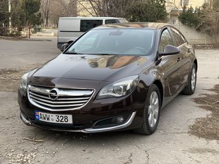 Opel Insignia foto 3