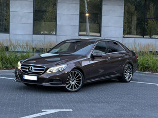 Mercedes E-Class foto 1