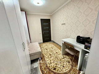 Apartament cu 3 camere, 70 m², Botanica, Chișinău foto 5