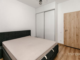 Apartament cu 2 camere, 90 m², Centru, Chișinău foto 3