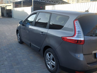 Renault Grand Scenic foto 10