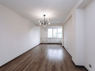 Apartament 1 cameră, 54 mp, reparație euro, Buiucani, 52900  € ! foto 2