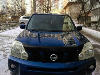 Nissan X-Trail foto 1