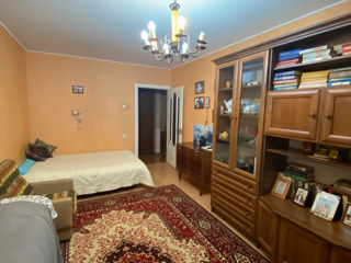 Apartament cu 3 camere, 69 m², Poșta Veche, Chișinău foto 2