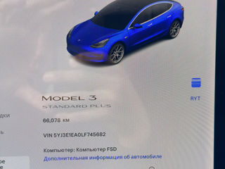 Tesla Model 3 foto 14