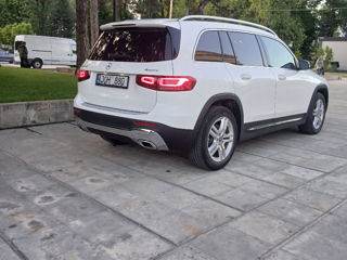 Mercedes GLB, 2020