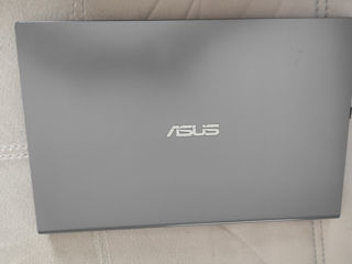 ASUS i 3