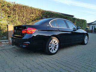 BMW 3 Series foto 3