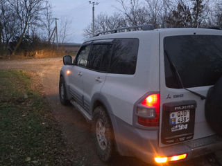 Mitsubishi Pajero foto 5