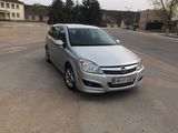 Opel Astra foto 1