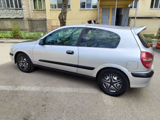 Nissan Almera foto 5