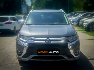 Mitsubishi Outlander foto 2