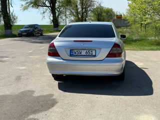 Mercedes E-Class foto 7