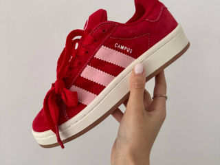 Adidas Campus 00s Scarlet Pink 2.0 Premium foto 1