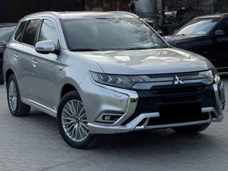 Mitsubishi Outlander foto 4