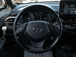 Toyota C-HR foto 10