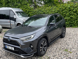 Toyota Rav 4 фото 0