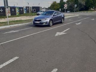 KIA Optima foto 1