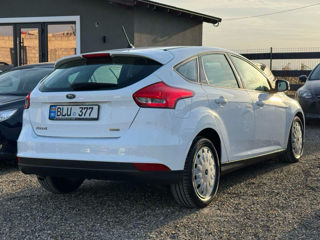 Ford Focus foto 4