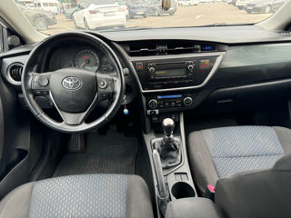 Toyota Auris foto 10