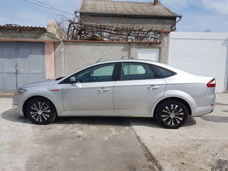 Ford Mondeo foto 4