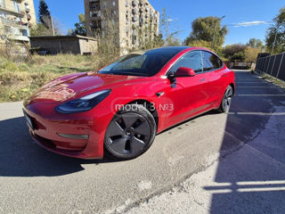 Tesla Model 3 foto 7