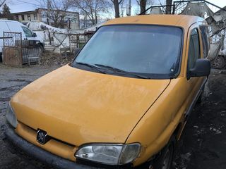 Pejo partner ,citroen berlingo 2002,  1,9 disel piese foto 1