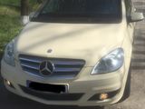 Dezmembrez  Mercedes B180 w245 dizel foto 2