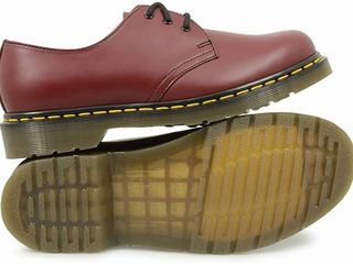dr martens 1461 aw501