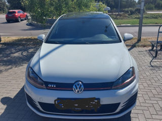 Volkswagen Golf foto 2