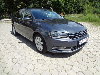 Volkswagen Passat foto 3