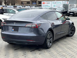 Tesla Model 3 foto 5